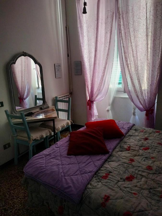 B&B Blue Home Genua Buitenkant foto